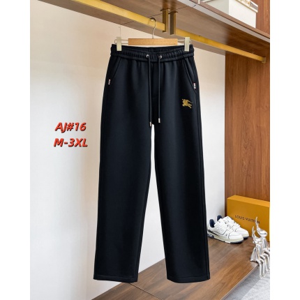 Burberry Pants for Men in 230675