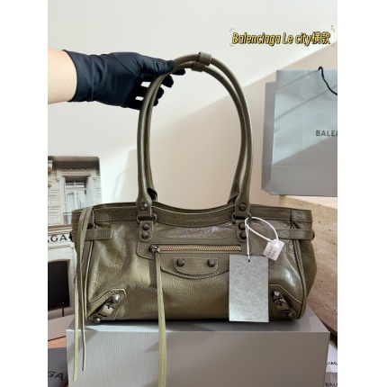 Cheap Balenciaga high quality Handbags in 230796, $135 USD- [IB230796] - Replica Balenciaga high quality Handbags