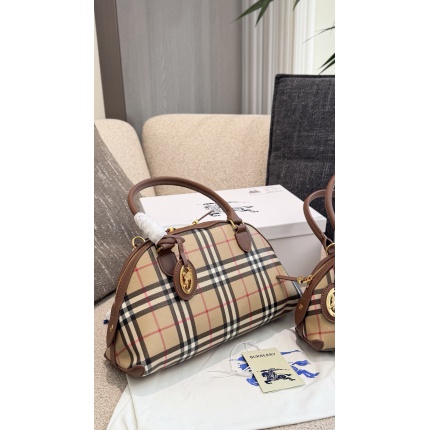 Burberry AAA Quality Handbags in 230809