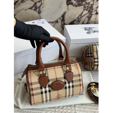 Cheap Burberry AAA Quality Handbags in 230814, $80 USD- [IB230814] - Replica Burberry AAA Quality Handbags