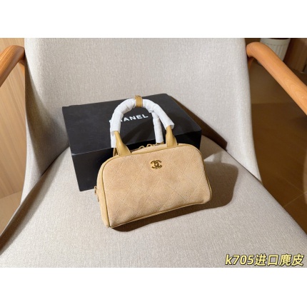 Cheap Chanel AAA quality Handbags in 230845, $115 USD- [IB230845] - Replica Chanel AAA quality Handbags