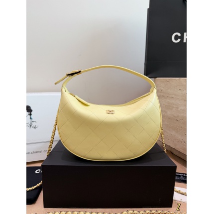 Cheap Chanel AAA quality Handbags in 230870, $80 USD- [IB230870] - Replica Chanel AAA quality Handbags