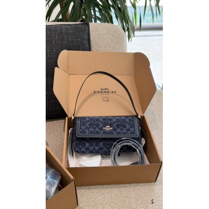 Cheap Chanel AAA quality Handbags in 230879, $80 USD- [IB230879] - Replica Chanel AAA quality Handbags