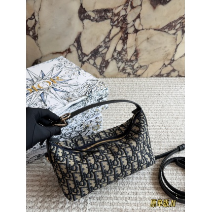 Cheap Dior AAA Quality Handbags in 230962, $95 USD- [IB230962] - Replica Dior AAA Quality Handbags
