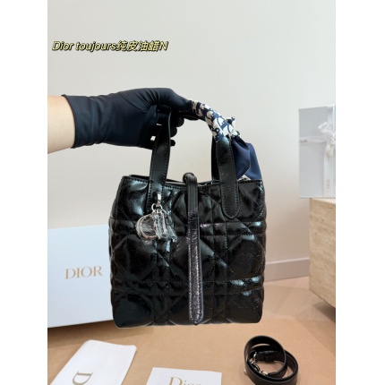 Cheap Dior AAA Quality Handbags in 230968, $120 USD- [IB230968] - Replica Dior AAA Quality Handbags