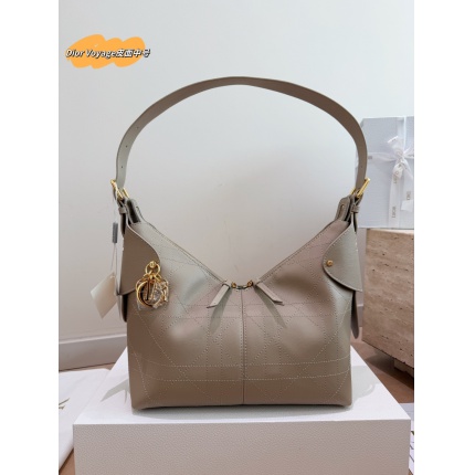 Cheap Dior AAA Quality Handbags in 230987, $125 USD- [IB230987] - Replica Dior AAA Quality Handbags