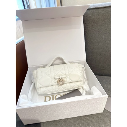 Cheap Dior AAA Quality Handbags in 230999, $75 USD- [IB230999] - Replica Dior AAA Quality Handbags