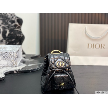 Dior AAA Quality Handbags in 231019
