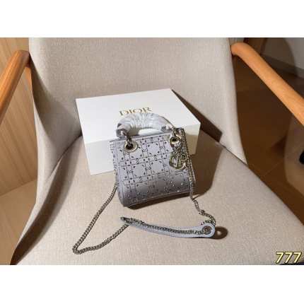 Dior AAA Quality Handbags in 231029