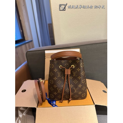 Cheap Louis Vuitton AAA Quality Handbags in 231199, $90 USD- [IB231199] - Replica Louis Vuitton AAA Quality Handbags