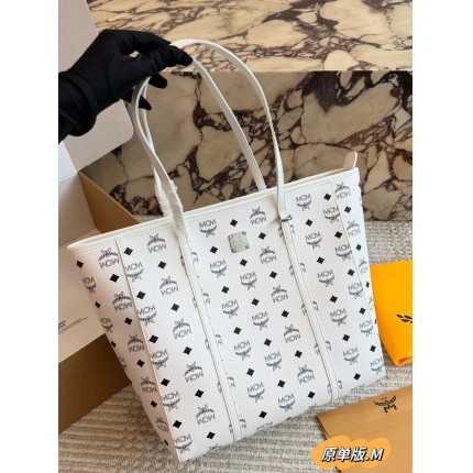MCM aaa quality Handbags in 231213