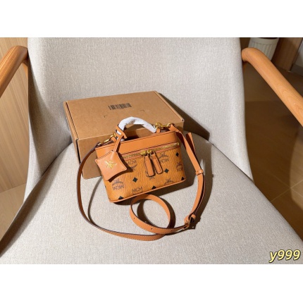 MCM aaa quality Handbags in 231221