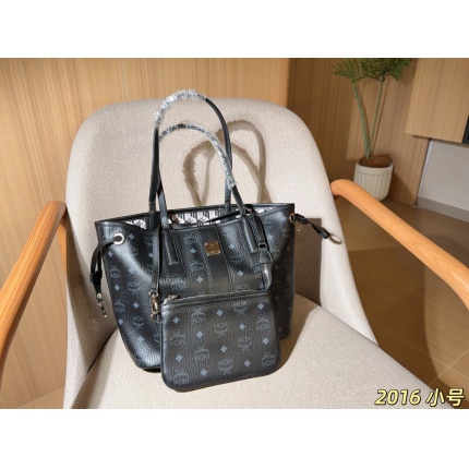 MCM aaa quality Handbags in 231226