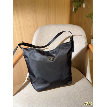Proda Bags For Men in 231305