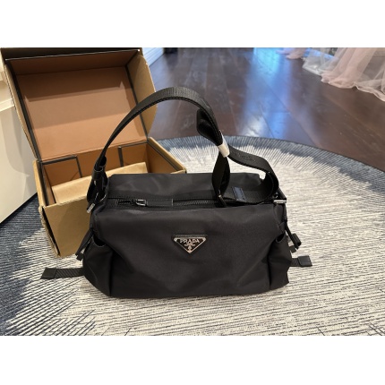 Proda High quality Handbags in 231311