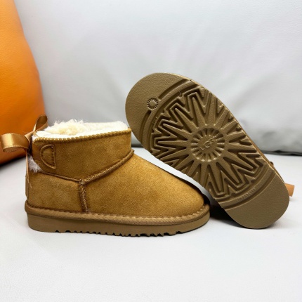 UGG Australia Kids Shoes in 231827