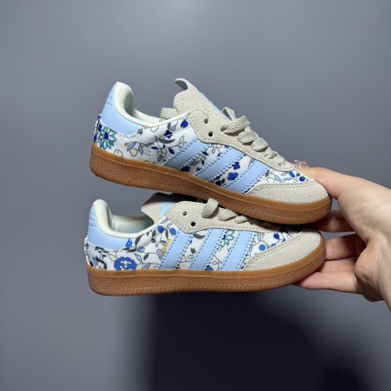 Adidas Kids Shoes in 231890