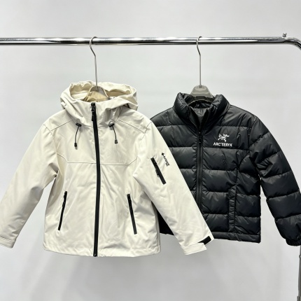 Down jacket in 231937