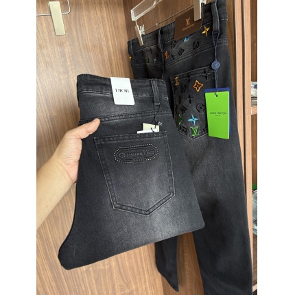Dior Jeans for Men in 232025