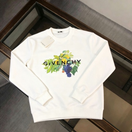Givenchy Hoodies for Men in 232181