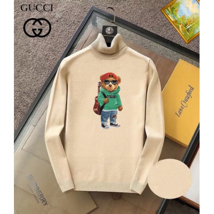 Gucci Sweaters for Men in 232547
