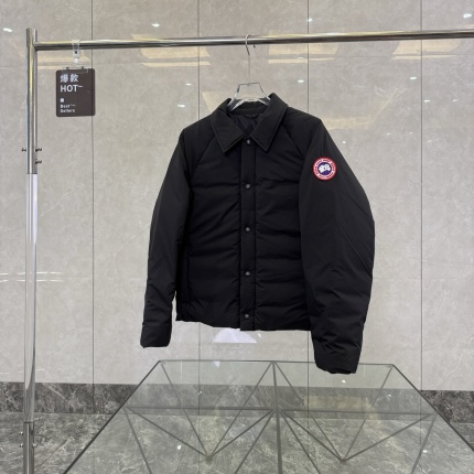 Canada Goose Down Jackets for Men in 233212