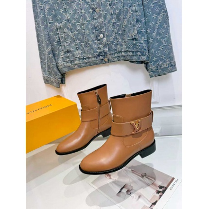 Louis Vuitton Boots For Women in 233563