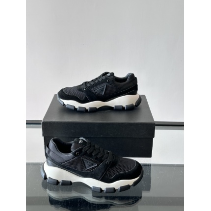 Prada Sneakers For Men in 233629