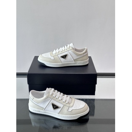 Prada Sneakers For Men in 233647
