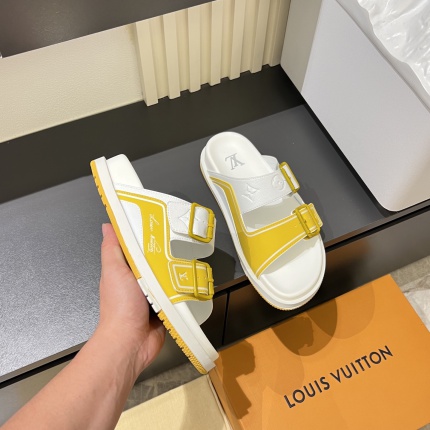 Cheap Louis Vuitton Slippers For Men in 233717, $60 USD- [IB233717] - Replica Louis Vuitton Slippers For Men