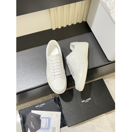 Saint Laurent Shoes for Men in 233730