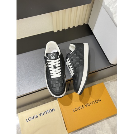 Cheap Louis Vuitton Sneakers For Men in 233770, $75 USD- [IB233770] - Replica Louis Vuitton Sneakers For Men