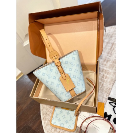 Cheap Louis Vuitton AAA Quality Handbags in 234100, $50 USD- [IB234100] - Replica Louis Vuitton AAA Quality Handbags