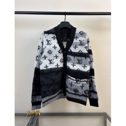 Louis Vuitton Thick Jackets For Men in 234150