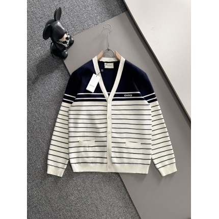 Gucci Sweaters for Men in 234295