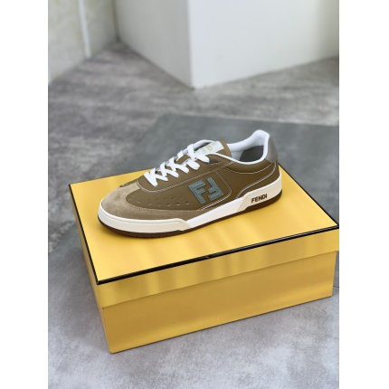 Fendi Sneakers For Men in 234343