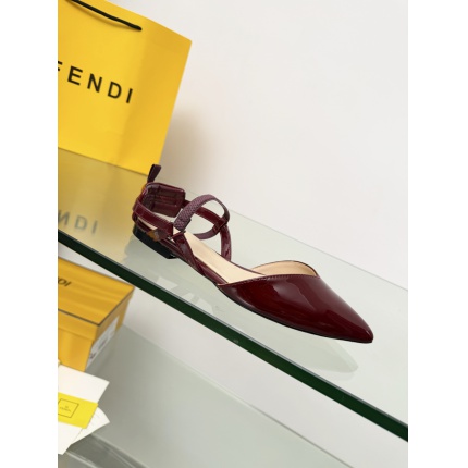 Fendi Slippers For Women in 234432