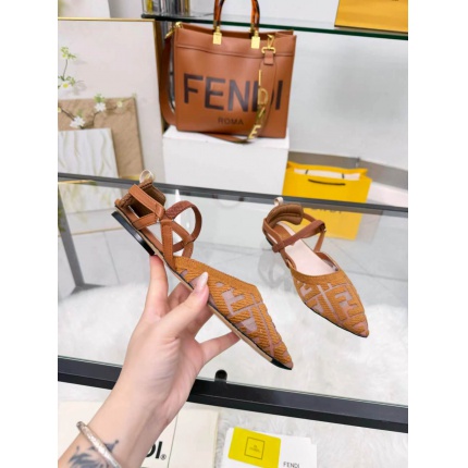 Fendi Slippers For Women in 234441