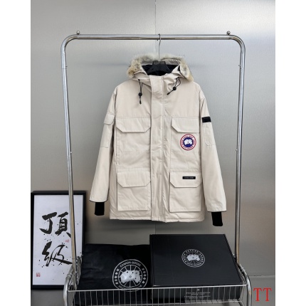 Canada Goose Down Jackets for Men in 234751