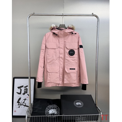 Canada Goose Down Jackets for Men in 234752