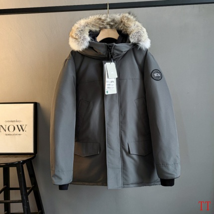 Canada Goose Down Jackets for Men in 234784
