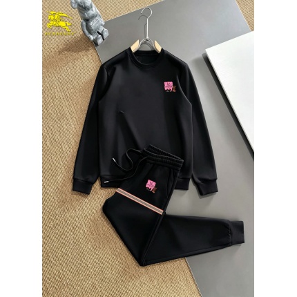 Burberry Tracksuits for Men in 234920