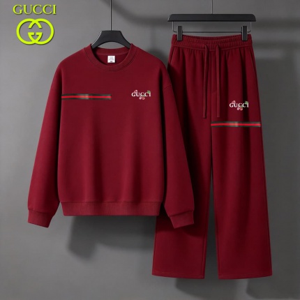 Cheap Gucci Tracksuits for Men in 235114, $70 USD- [IB235114] - Replica Gucci Tracksuits for Men