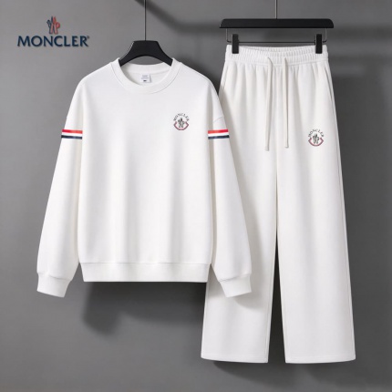 MONCLE Tracksuits for Men in 235137