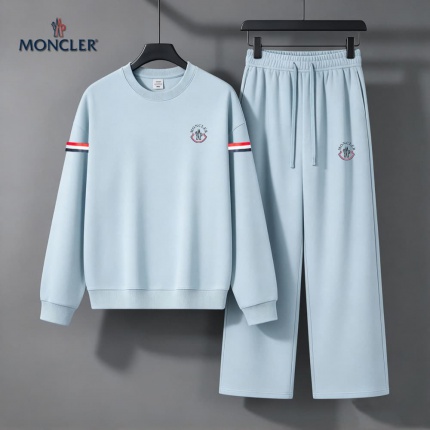 MONCLE Tracksuits for Men in 235141