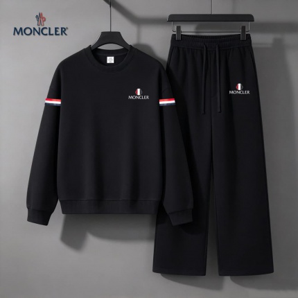 MONCLE Tracksuits for Men in 235152