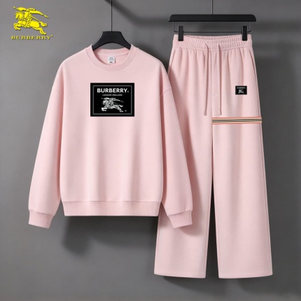 Burberry Tracksuits for Men in 235182
