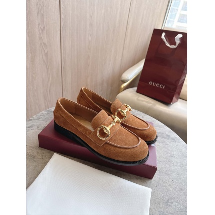 Gucci Loafers For Women in 235626