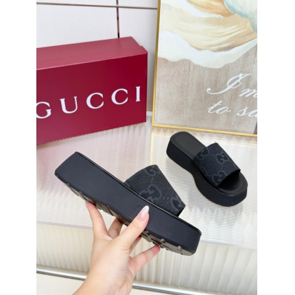 Cheap Gucci Slippers For Women in 235705, $70 USD- [IB235705] - Replica Gucci Slippers For Women
