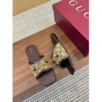 Cheap Gucci Slippers For Women in 235732, $70 USD- [IB235732] - Replica Gucci Slippers For Women
